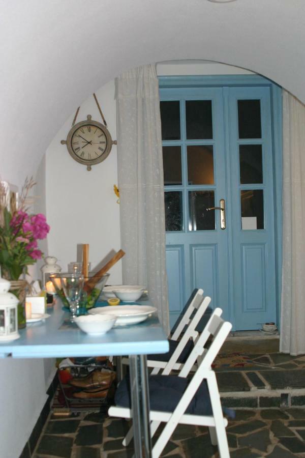 The Studio, Leonídion Eksteriør bilde