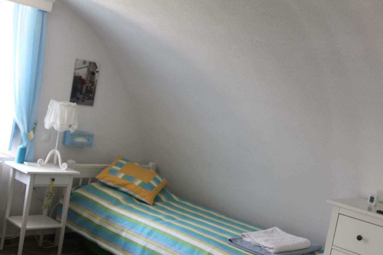 The Studio, Leonídion Eksteriør bilde